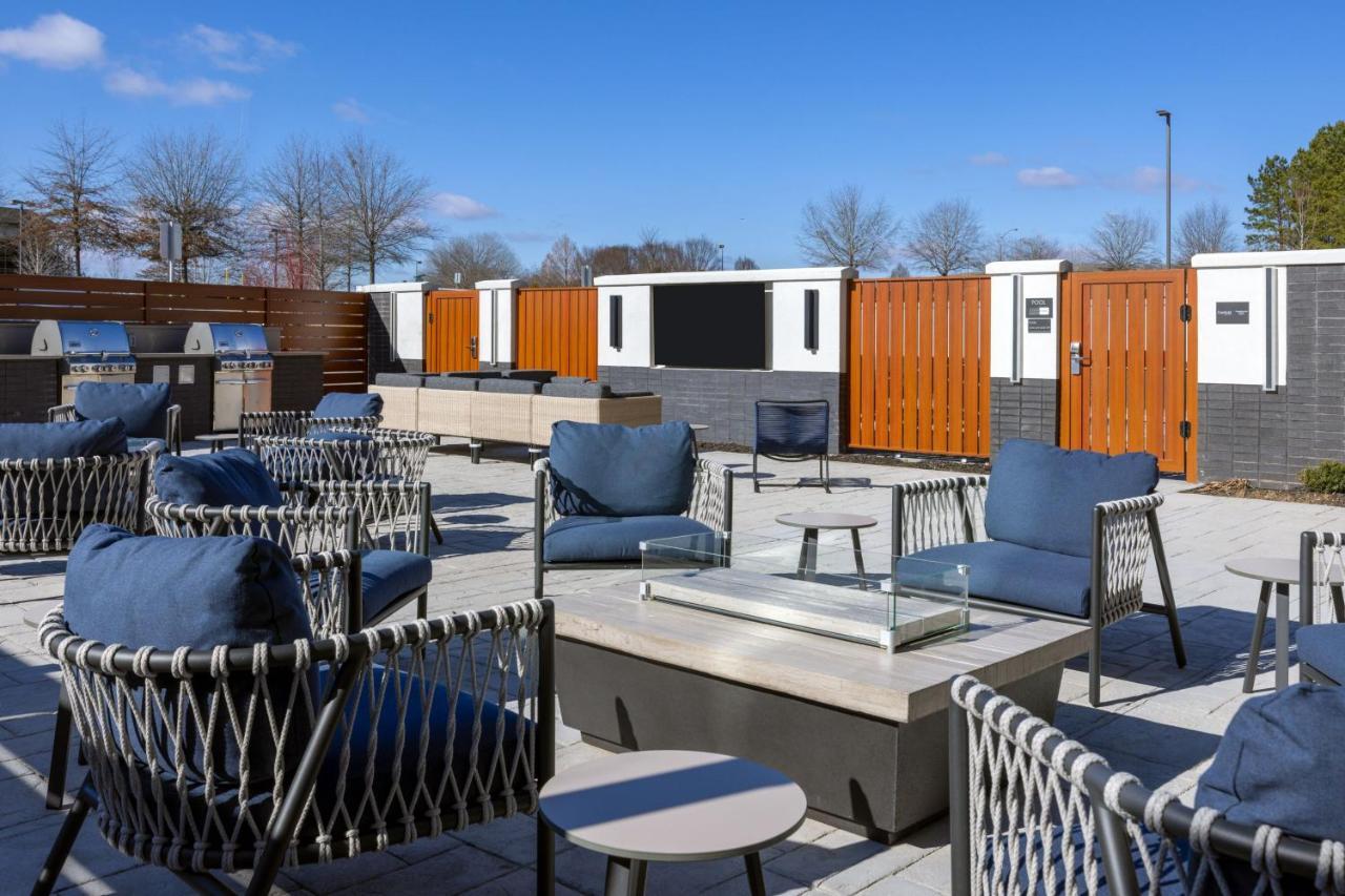 Towneplace Suites By Marriott Canton Riverstone Parkway Exterior photo