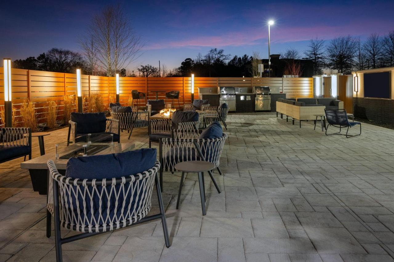 Towneplace Suites By Marriott Canton Riverstone Parkway Exterior photo